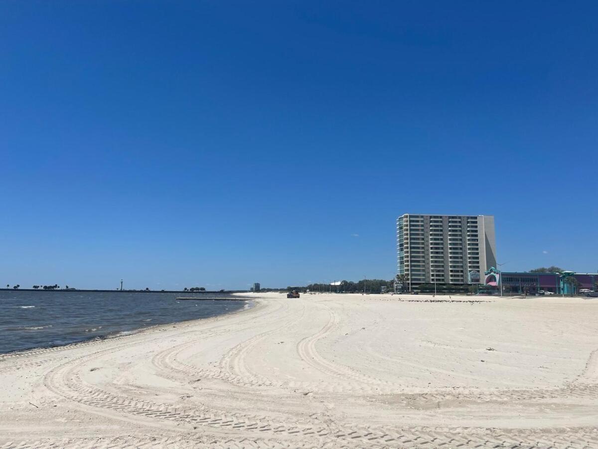 Stunning Views Of The Gulf Coast, Sunrise & Sunset - Large Private Condo Biloxi Exterior photo