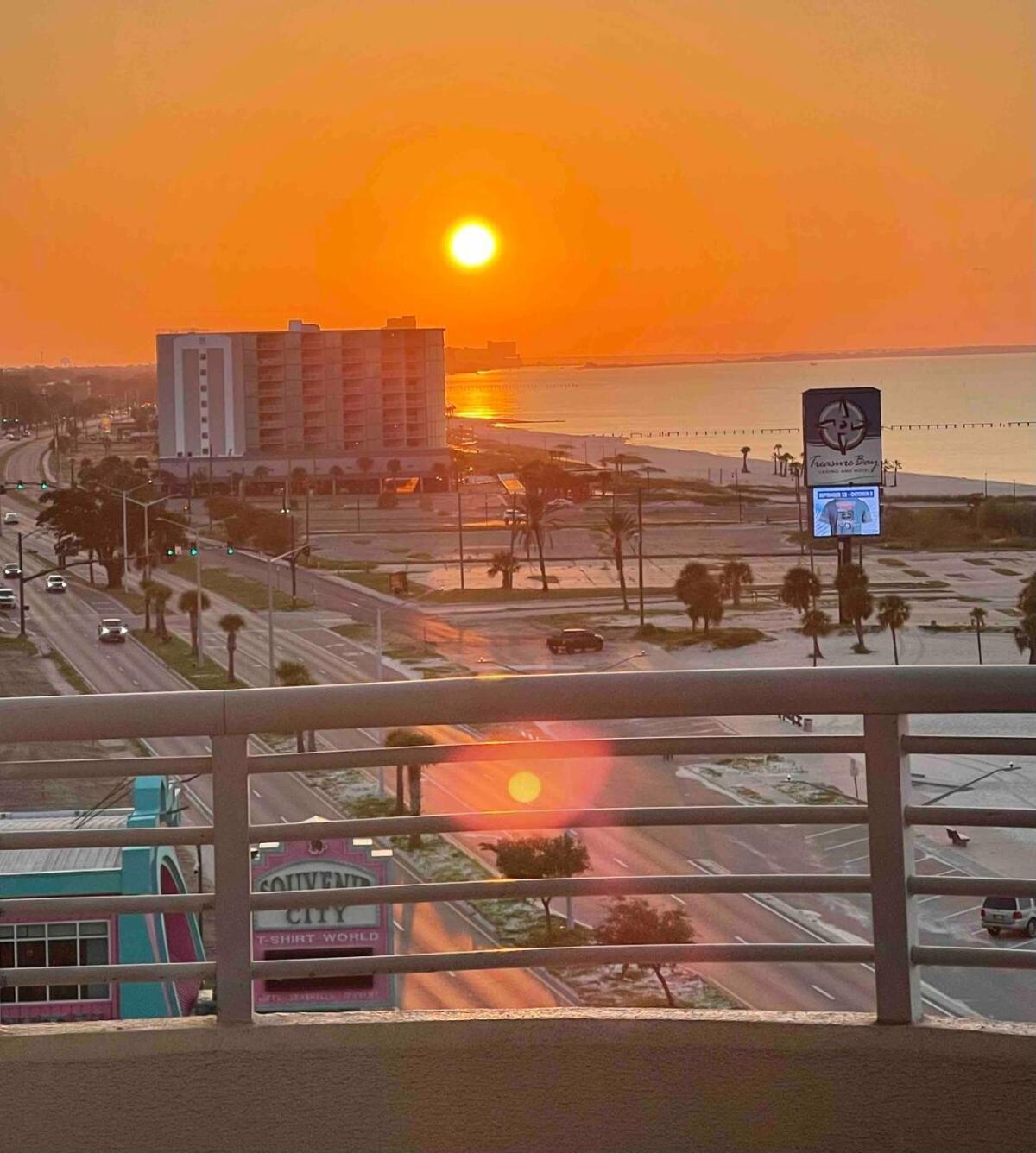 Stunning Views Of The Gulf Coast, Sunrise & Sunset - Large Private Condo Biloxi Exterior photo